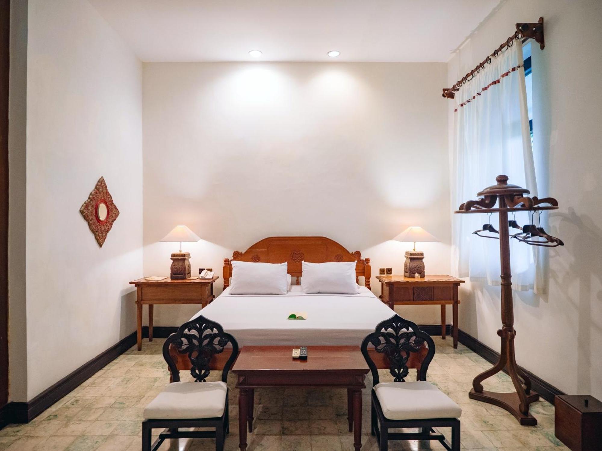 Hotel Tugu Блітар Екстер'єр фото