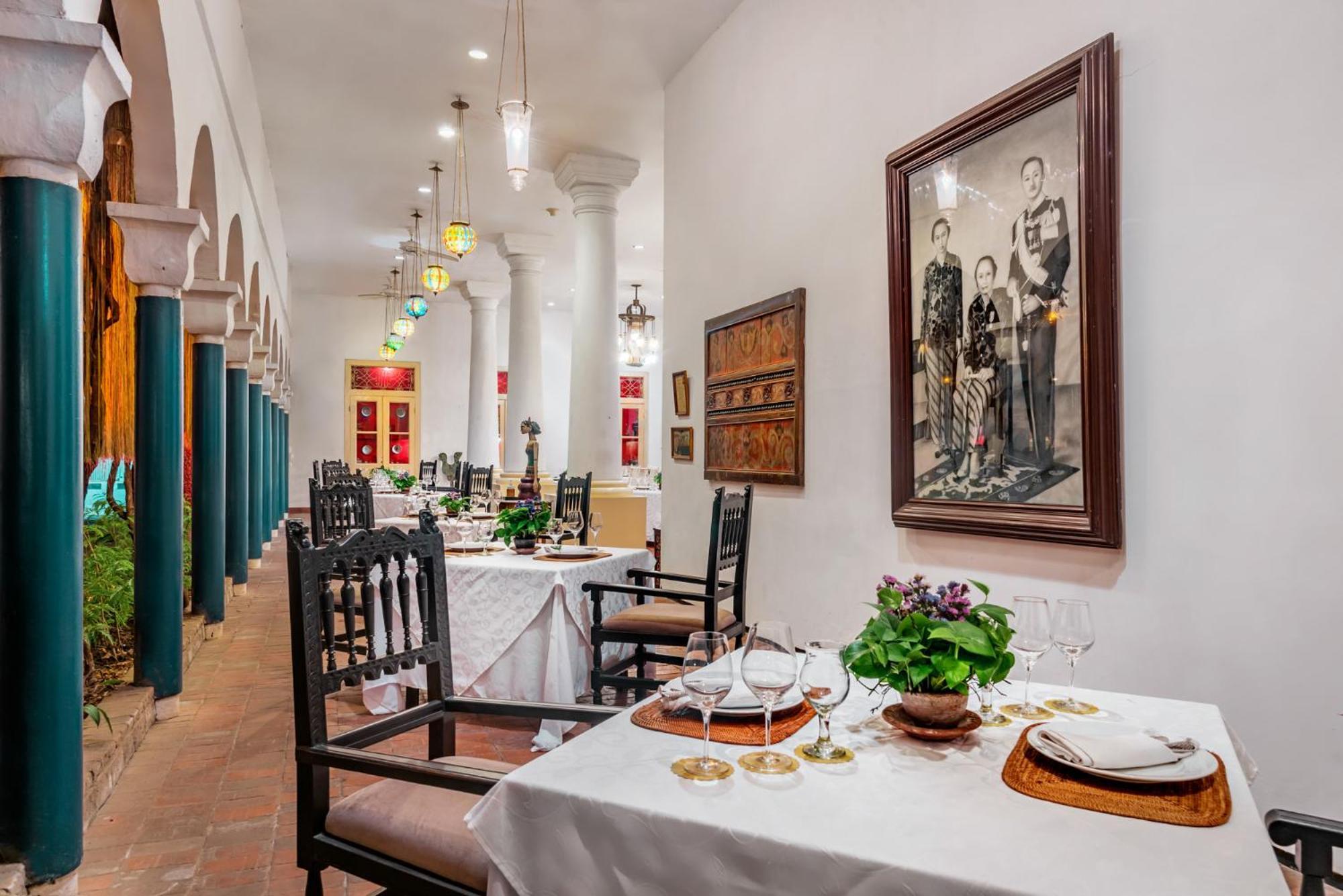 Hotel Tugu Блітар Екстер'єр фото