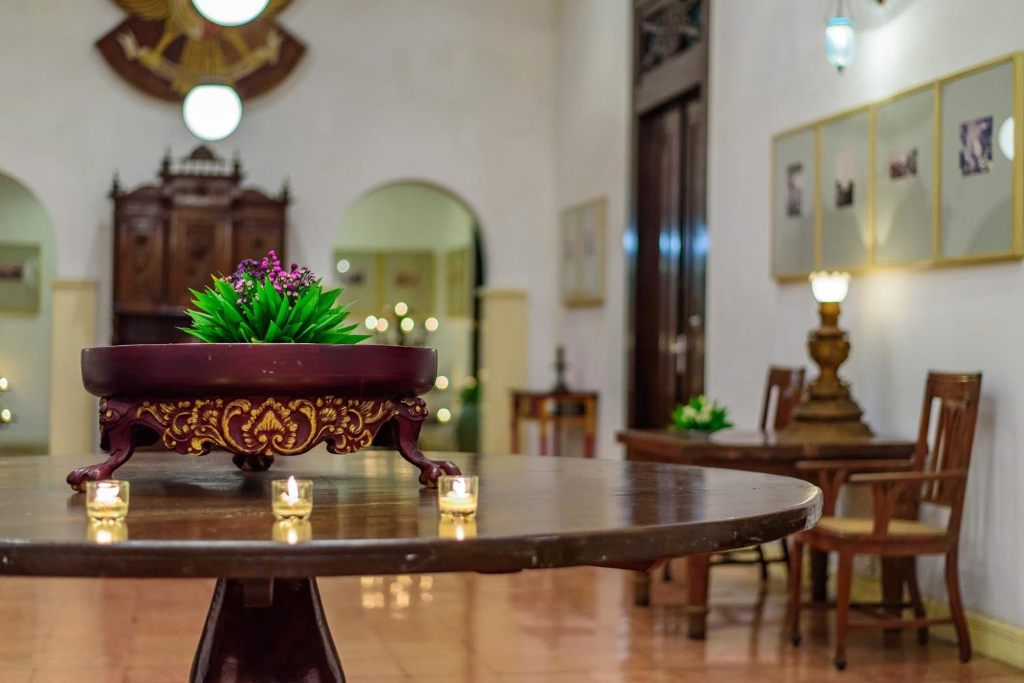 Hotel Tugu Блітар Екстер'єр фото
